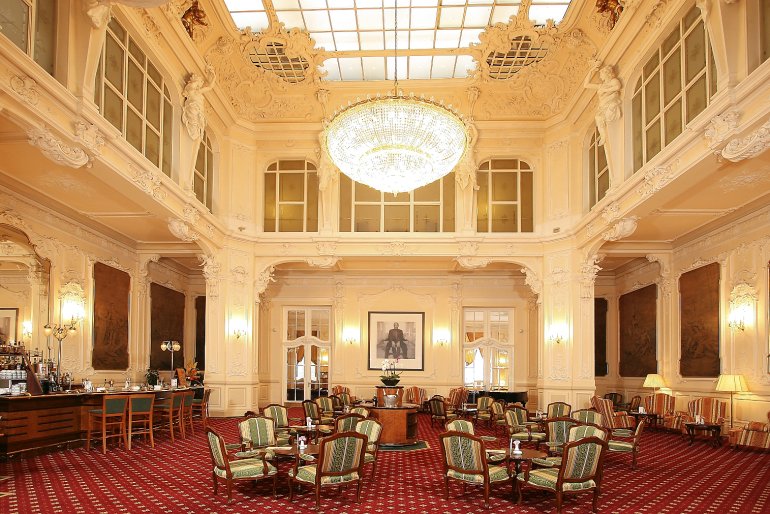 El bar del vestíbulo del Hotel Pupp