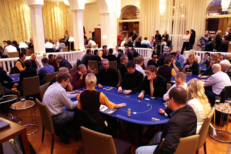Visitas guiadas en el Gran Casino de Helsinki