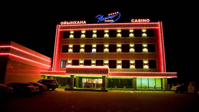 Flamingo Casino, el primer club de juego legal de Kazajstán