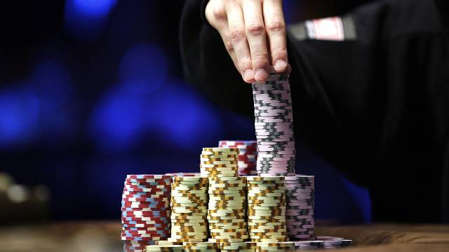 Robo de fichas a jugadores de casino