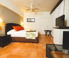 Catalonia Bavaro Beach, Golf & Casino Resort: Suite Junior