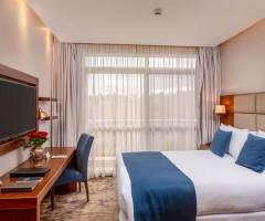 Casino Simba Kampala: Habitación Deluxe