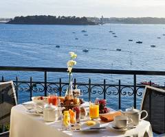 Casino Barriere Dinard: Habitación Deluxe con vistas al mar