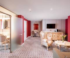 First Casino Lviv: Suite Presidencial
