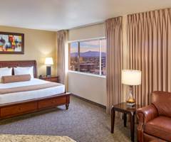Four Queens Hotel & Casino Las Vegas: Suite Regal