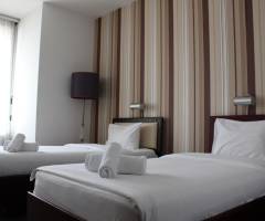 Grand Casino Beograd: Habitación familiar con balcón