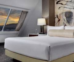 Luxor Casino Las Vegas: Pirámide Premier Suite