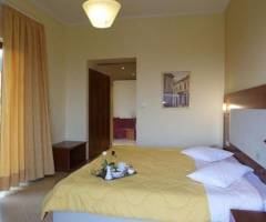 Regency Casino Mont Parnes: Gemelos