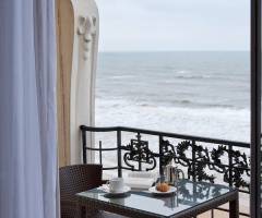 Casino Cabourg: Habitación Deluxe con balcón
