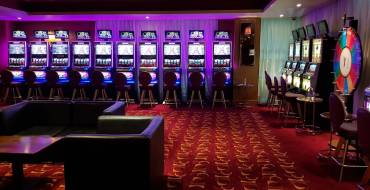 4 Kings Casino & Card Club Swords Dublin: Las tragaperras atraen a los jugadores