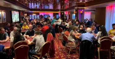 4 Kings Casino & Card Club Swords Dublin: Siempre hay mucha gente en las mesas