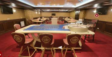 Altai Palace Casino: Sala VIP con juegos