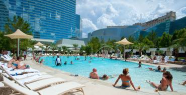 Aria Resort & Casino Las Vegas: De vacaciones junto a la piscina