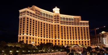 Bellagio Hotel and Casino: Vista nocturna del hotel