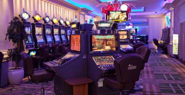 Casino at JW Marriott Bucharest Grand Hotel: Tragamonedas