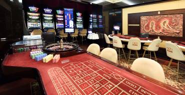 Casino XO Club Minsk: Sala independiente con juegos