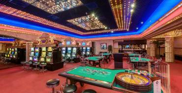 Catalonia Bavaro Beach, Golf & Casino Resort: Tragaperras y ruleta
