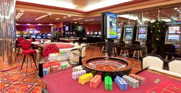 Juravinka Princess Casino: Autómatas y juegos de mesa