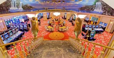 Leogrand Casino Batumi: Leogrand Hotel y Casino Batumi