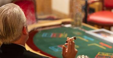 Les Ambassadeurs Club: Jardín de juegos