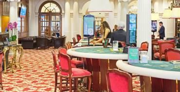 Les Ambassadeurs Club: Juegos de lujo