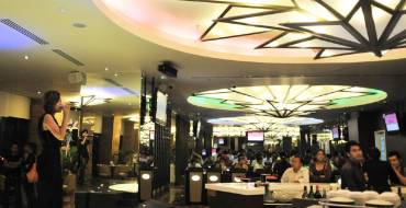 NagaWorld Hotel & Entertainment Complex: RÁPIDO I