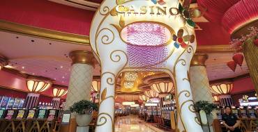 Okada Manila: Entrada al casino