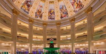 Parisian Macao Casino & Hotel: La fuente del interior del edificio
