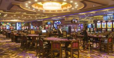 Princess Casino Batumi: Blackjack y póquer