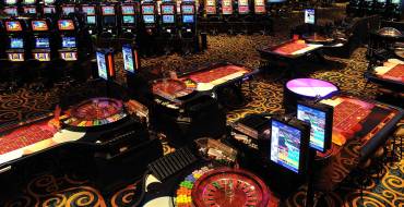 Regency Casino Thessaloniki: La zona de máquinas expendedoras