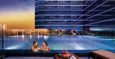 StarWorld Casino & Hotel: Piscina