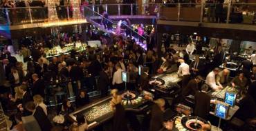 The Casino at The Empire: Ruleta y muchos visitantes